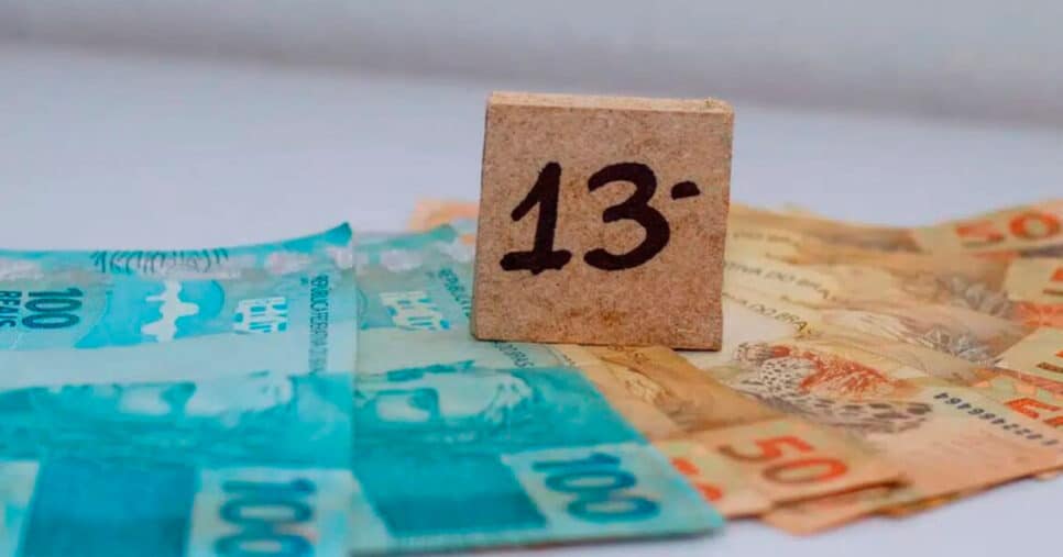 R$120M: Jornal da Globo anuncia liberação do 13° salário em julho (Foto: Reprodução)