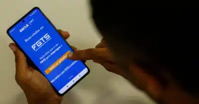 Guia para desbloquear o FGTS está salvando CLTs  Foto: Reprodução/Internet)