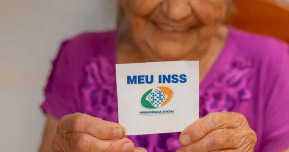 Melhor regra para se aposentar em 2025: comunicado do INSS (Foto: Jeane de Oliveira)