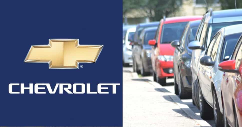 Ilustração de carros baratos e logo da Chevrolet - Foto Reprodução Internet