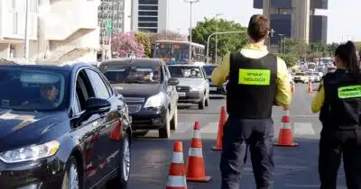 Lei de trânsito - Foto: Internet