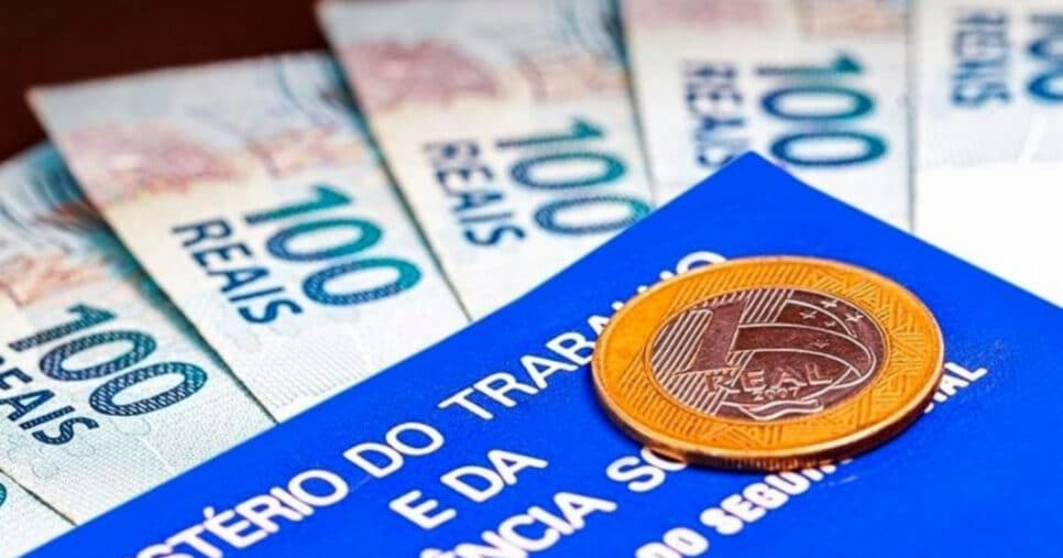 Governo busca equilíbrio para ajudar trabalhadores de todo aís (Foto: iStock)